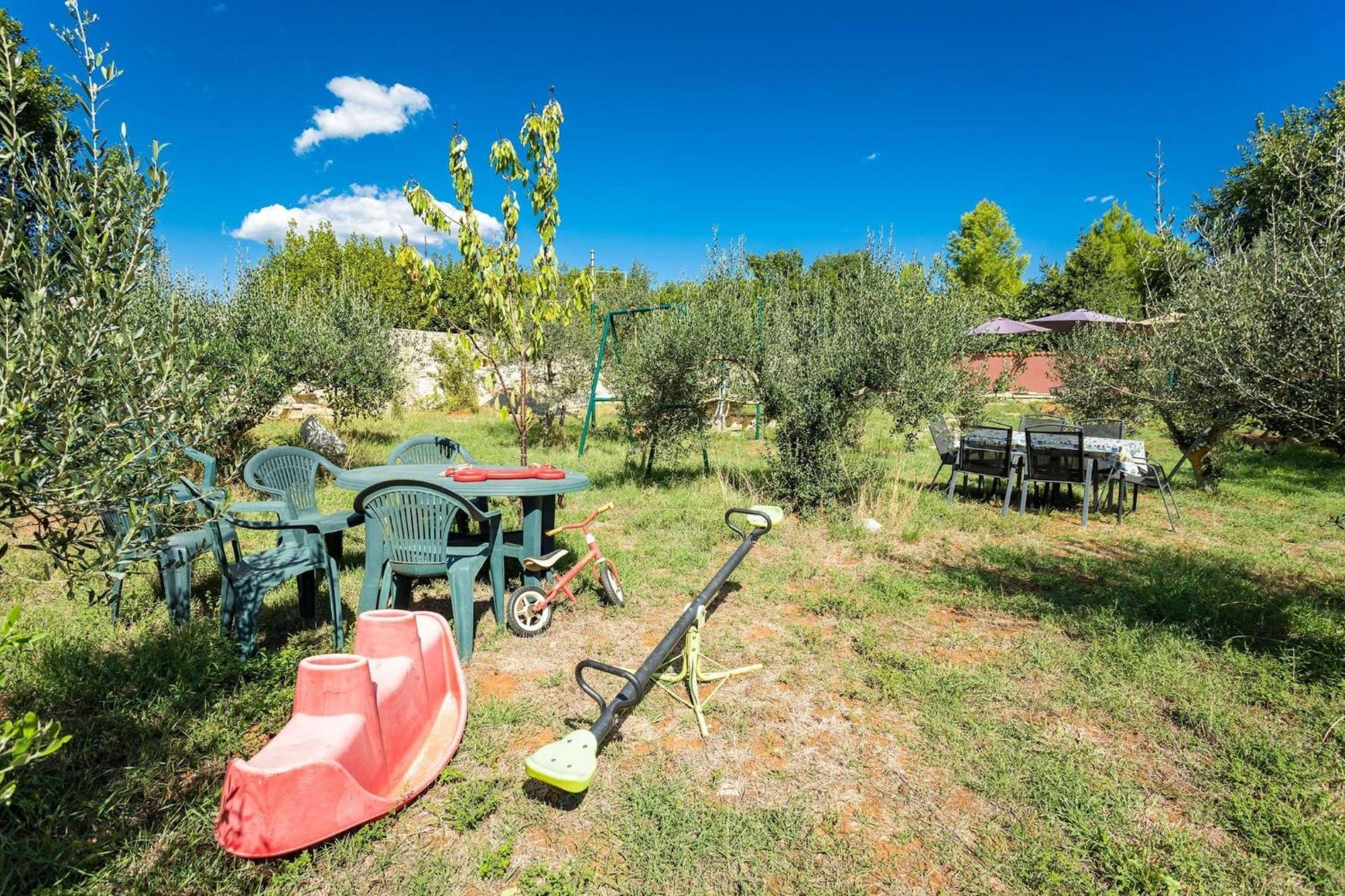Holiday Home Pina Pula Exterior photo