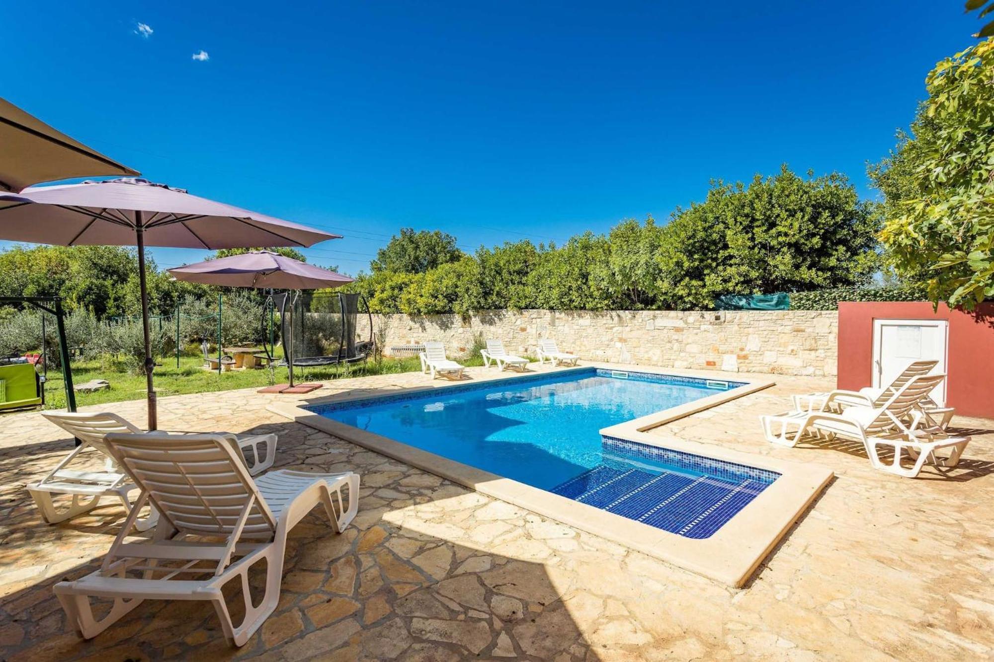 Holiday Home Pina Pula Exterior photo