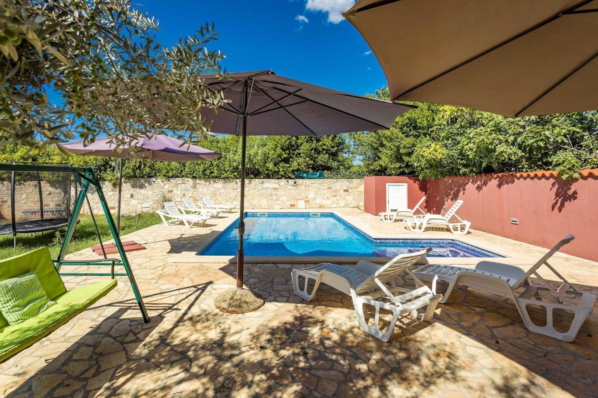 Holiday Home Pina Pula Exterior photo